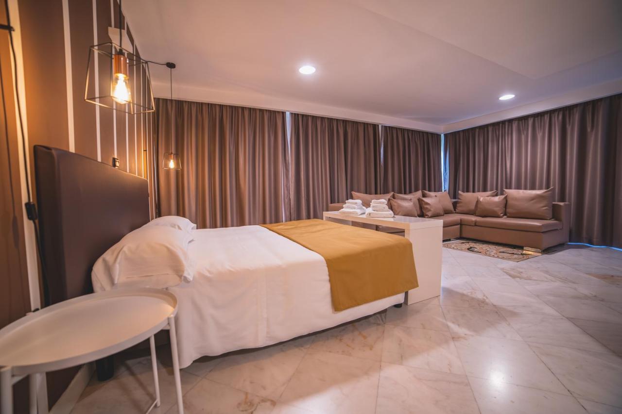 Hotel Continental เรจโจ ดี คาลาเบีย ภายนอก รูปภาพ